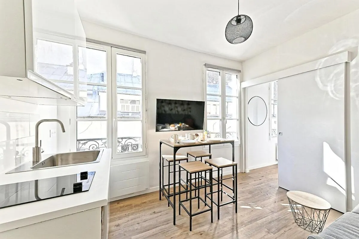 Convenient Apartment Near Gare De Lyon Paris